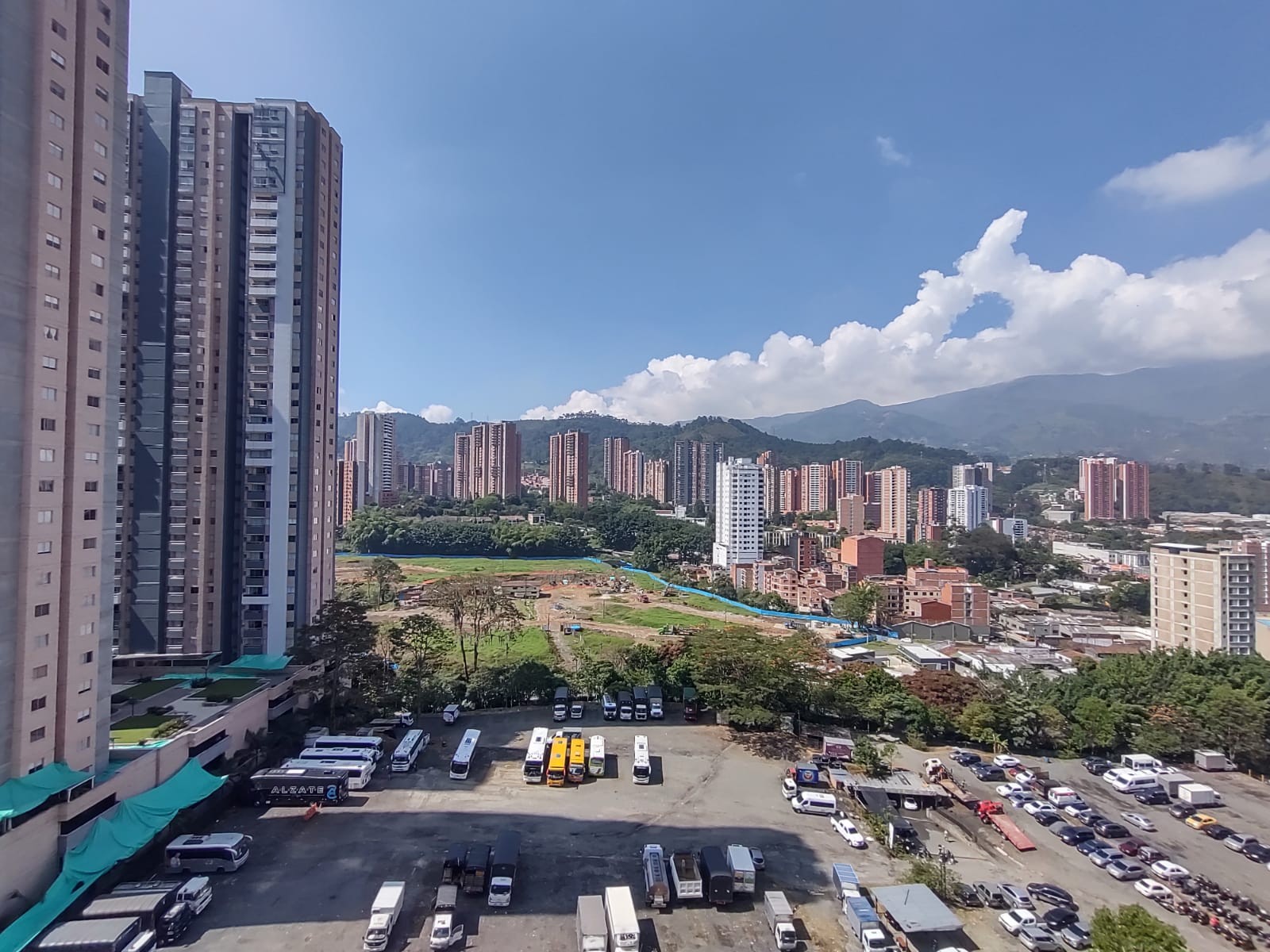 Apartamento en venta en Aves Maria, Sabaneta · foto 2 de 24