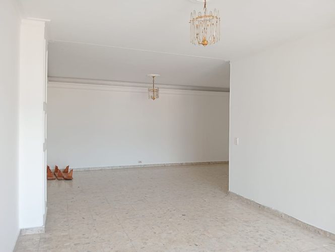 Apartamento de 3 alcobas en arriendo en Laureles, Medellín, 156 m² · foto 2 de 17