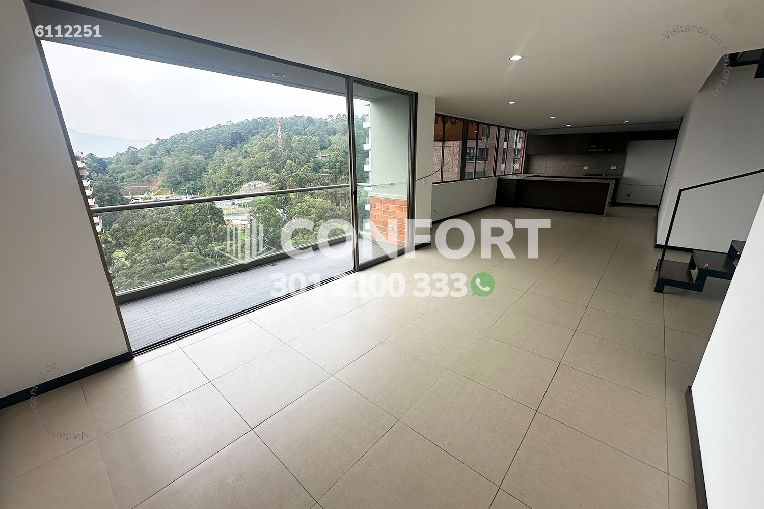 Apartamento en arriendo en Altos Del Poblado, Medellín · foto 3 de 23