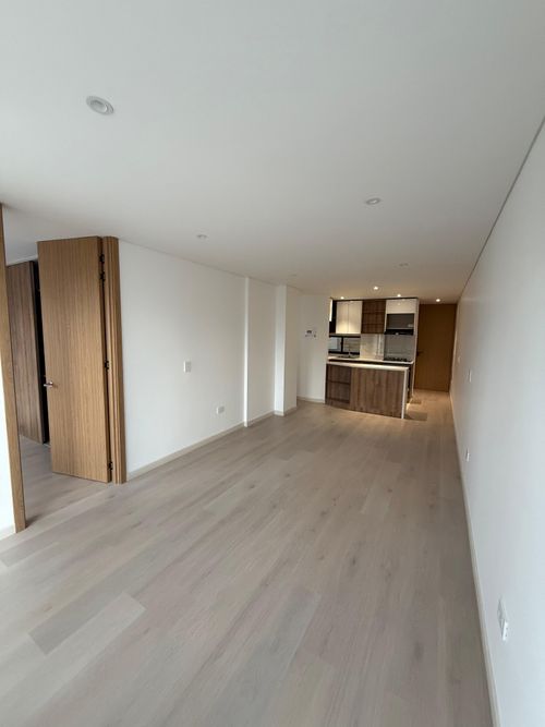 Apartamento en venta en Cedritos, Bogotá · foto 2 de 15