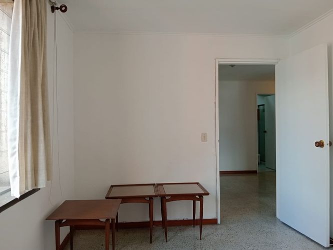 Apartamento de 4 alcobas en arriendo en Laureles, Medellín, 157 m² · foto 10 de 18