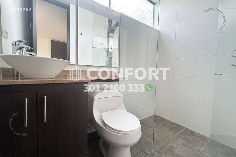 Apartamento de 3 alcobas en arriendo en Loma Del Esmeraldal, Envigado, 108 m² · foto 14 de 24