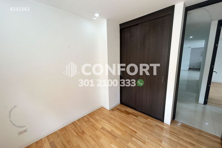 Apartamento de 3 alcobas en arriendo en Loma Del Esmeraldal, Envigado, 108 m² · foto 20 de 24