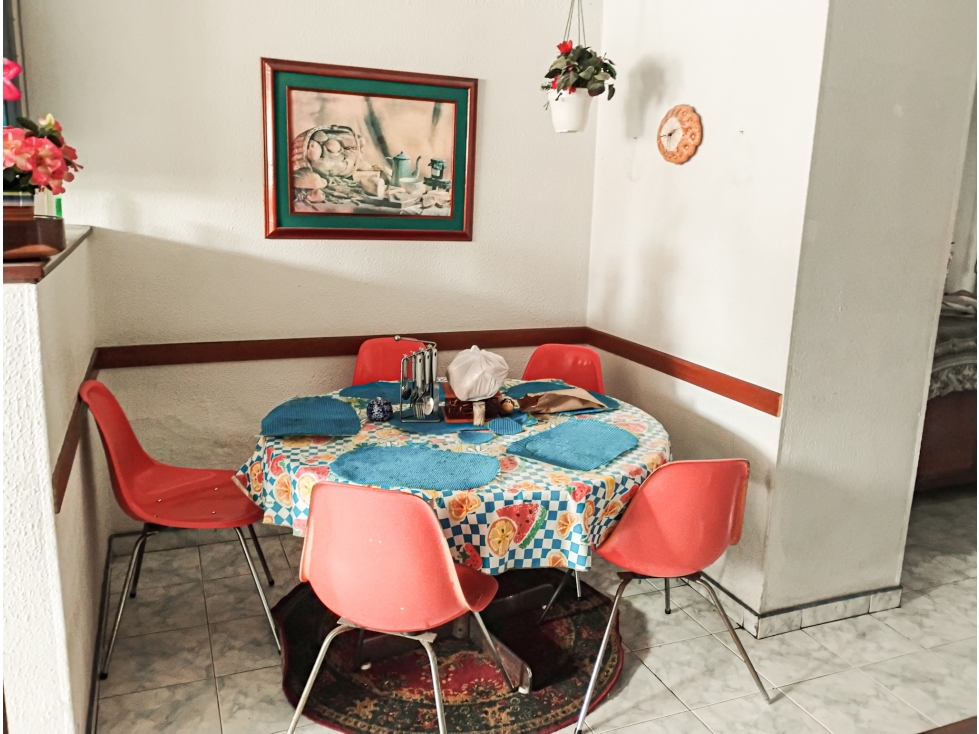 Casa en venta en San Nicolas, Bogotá · foto 8 de 15