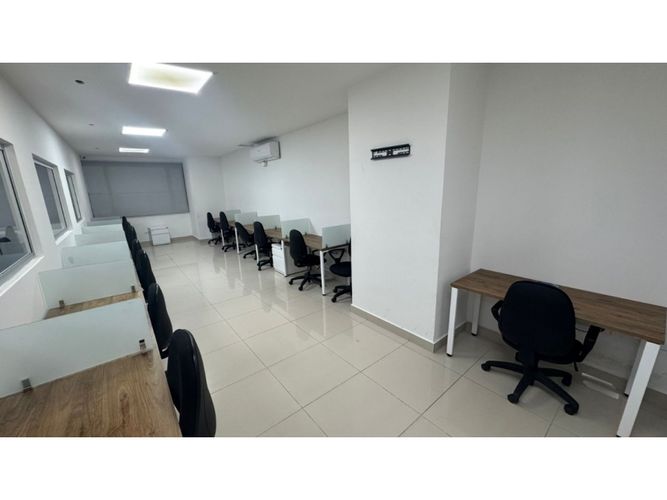 Oficina en arriendo en Villa Country, Barranquilla, 200 m² · foto 2 de 7
