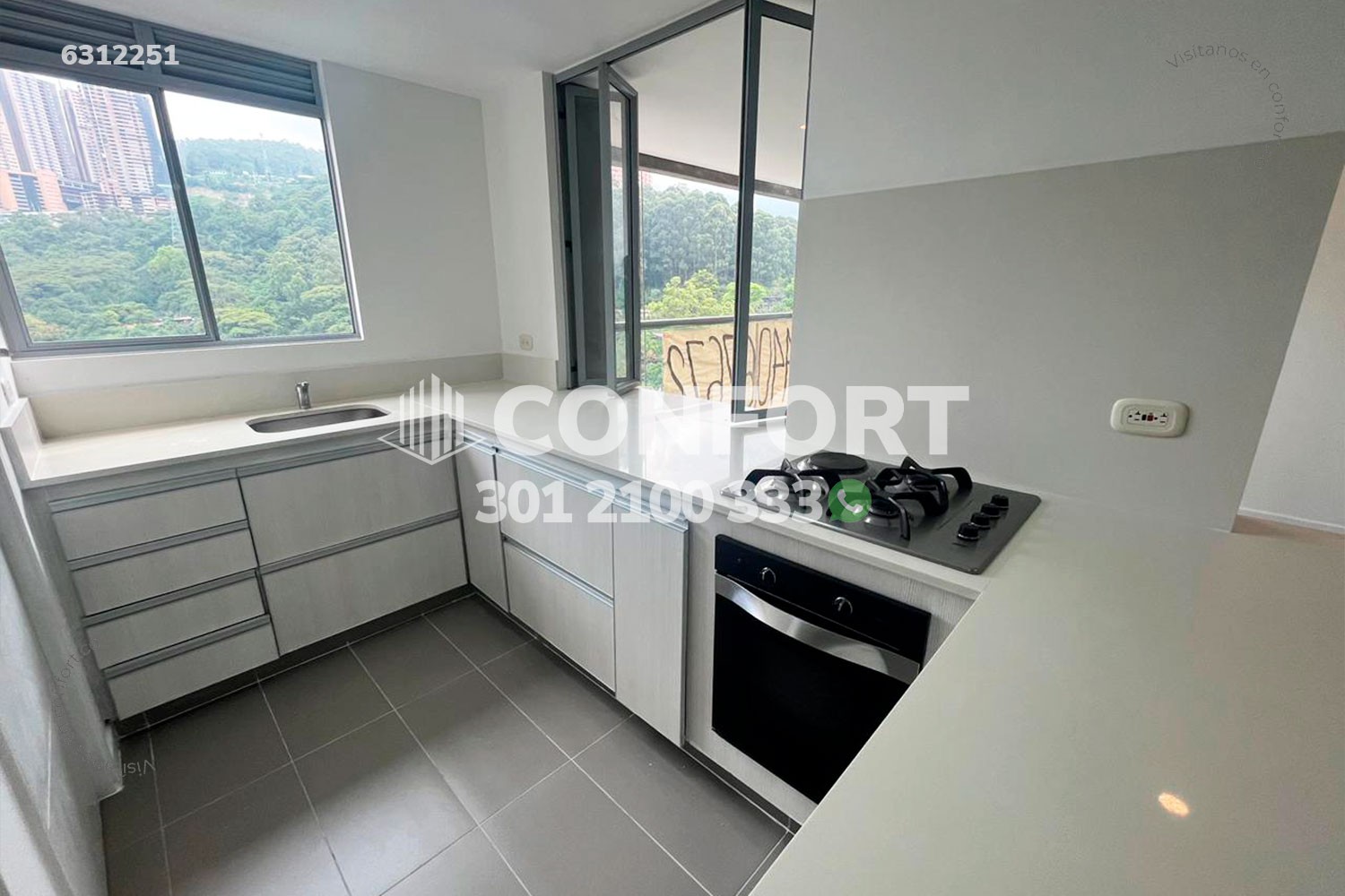 Apartamento en arriendo en Castropol, Medellín · foto 4 de 24