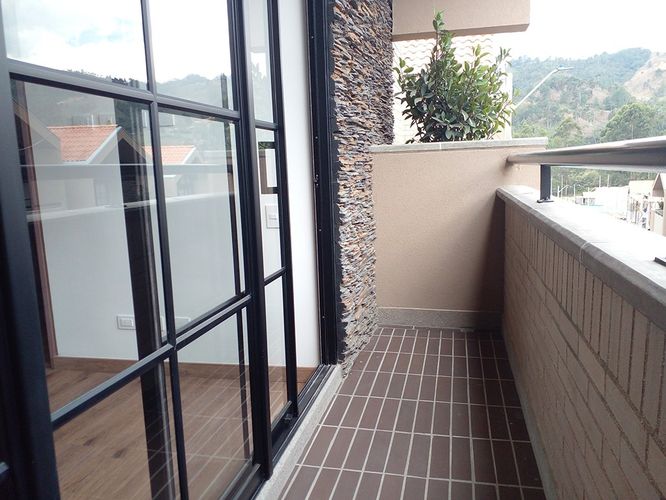Casa de 3 alcobas en arriendo en El Retiro, 160 m² · foto 18 de 19