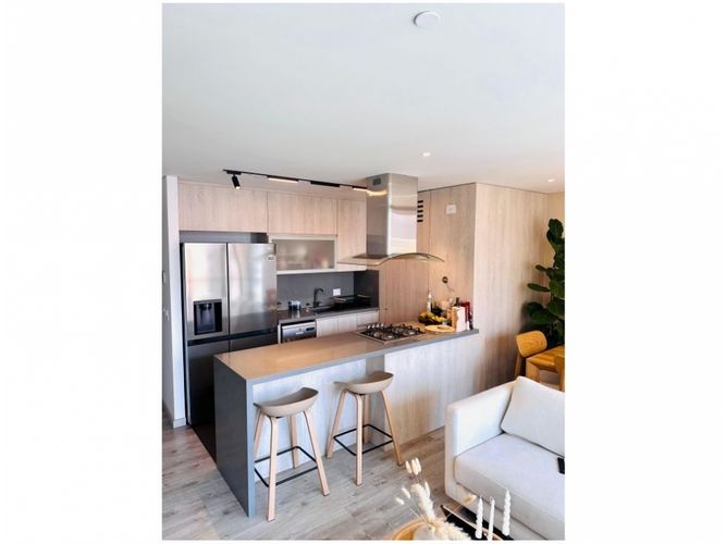 Apartamento de 2 alcobas en venta en Altos Del Poblado, Medellín, 88 m² · foto 4 de 9