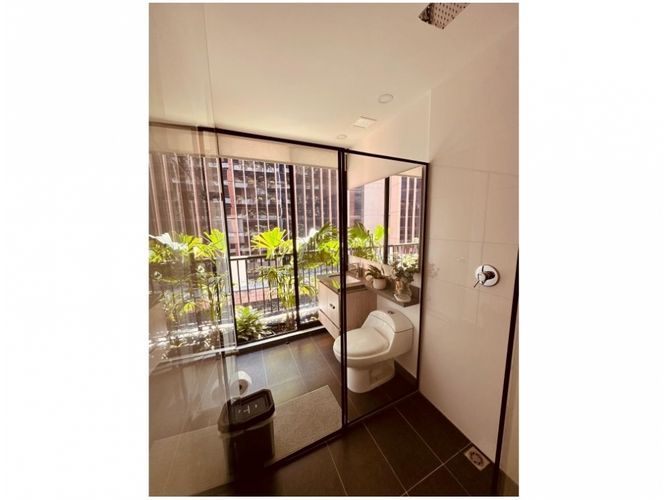 Apartamento de 2 alcobas en venta en Altos Del Poblado, Medellín, 88 m² · foto 8 de 9