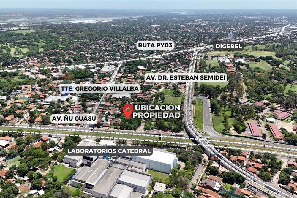 TERRENO EN ESQUINA CON AMPLIO FRENTE SOBRE AVDA. ÑU GUAZU EN VENTA — foto 2