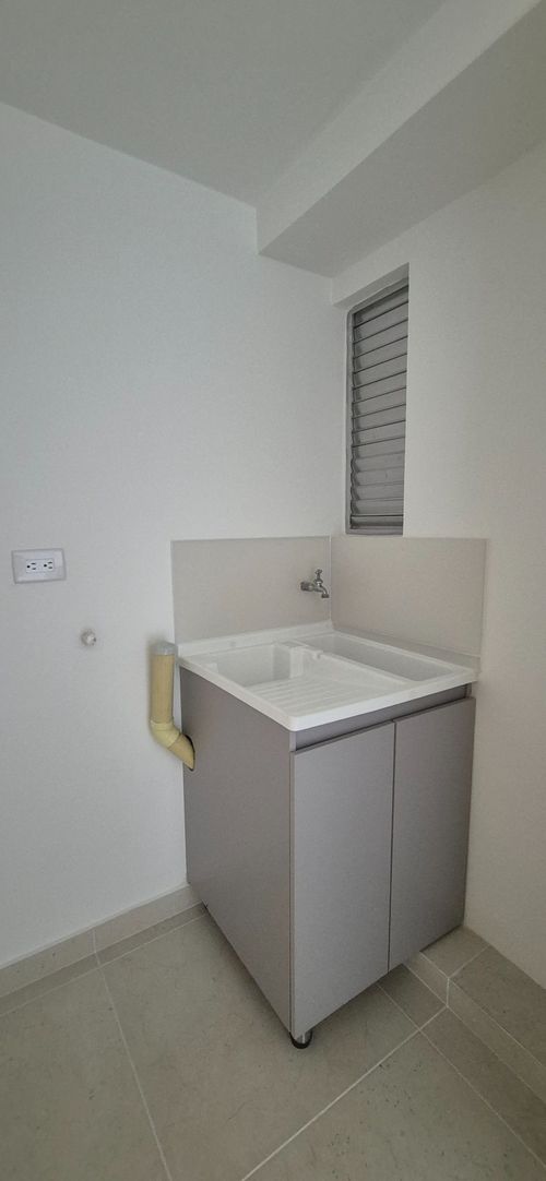 Apartamento de 3 alcobas en venta en La Prosperidad, Madrid, 57 m² · foto 15 de 24