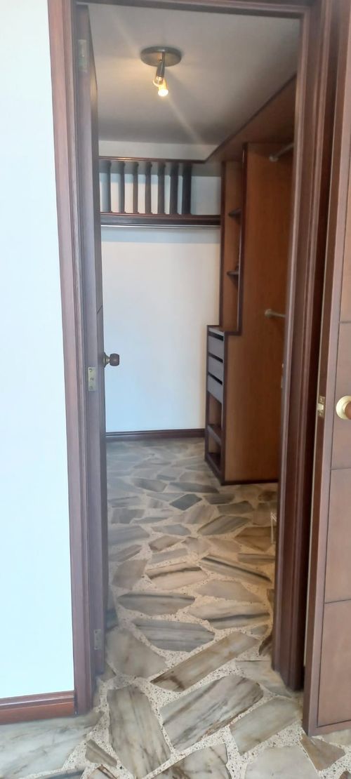 Apartamento en venta en Granada, Cali · foto 9 de 22
