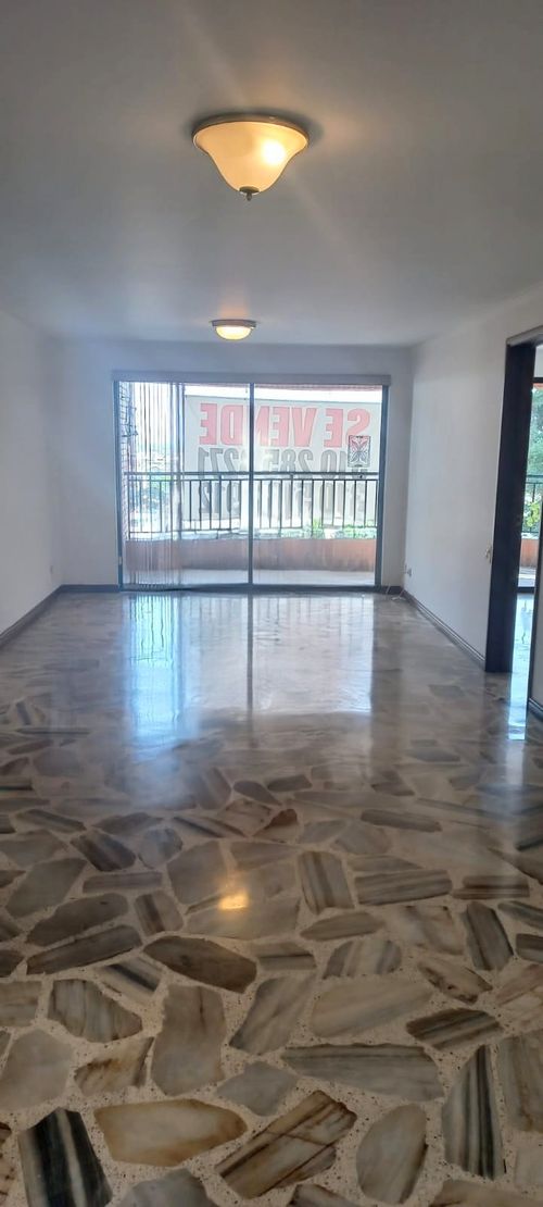 Apartamento en venta en Granada, Cali · foto 2 de 22