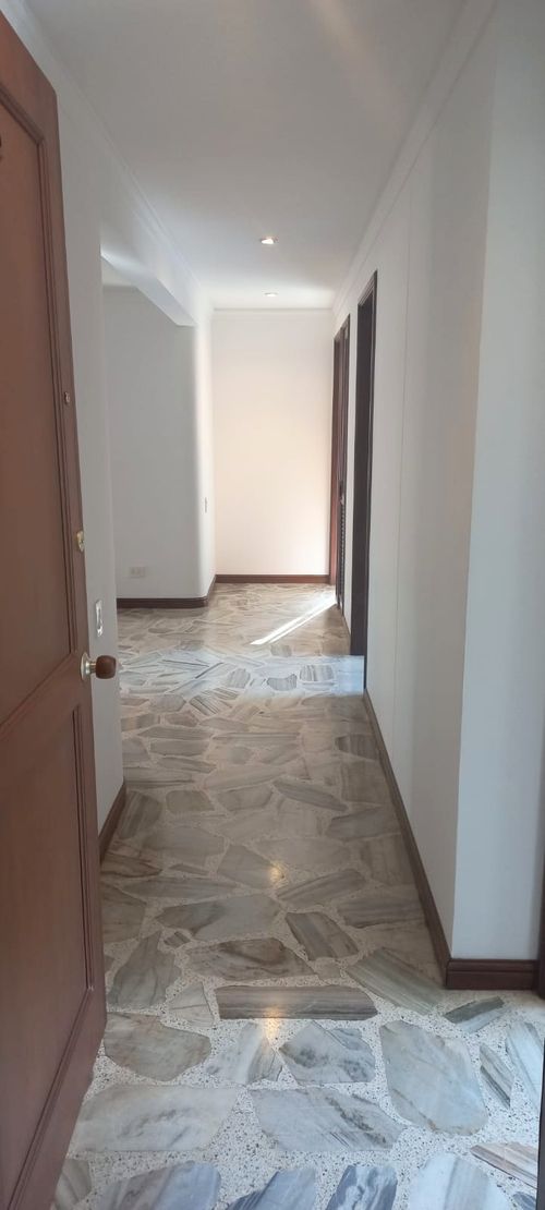 Apartamento en venta en Granada, Cali · foto 13 de 22