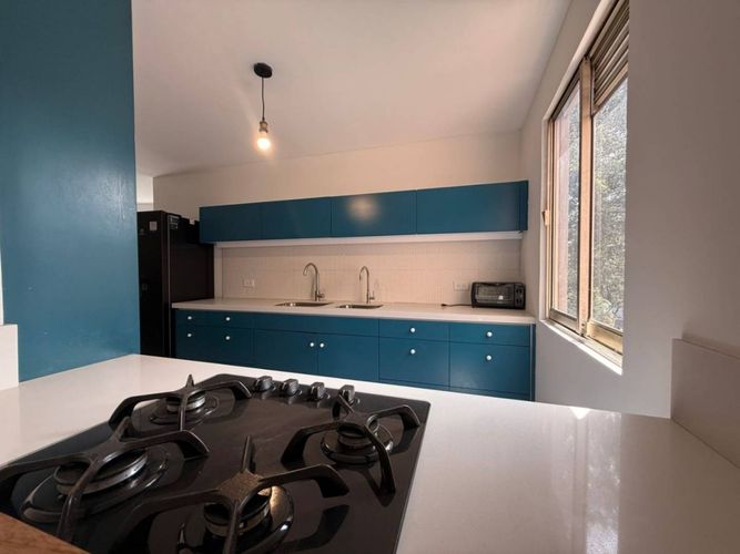 Apartamento de 4 alcobas en arriendo en Bolivariana, Medellín, 100 m² · foto 2 de 24