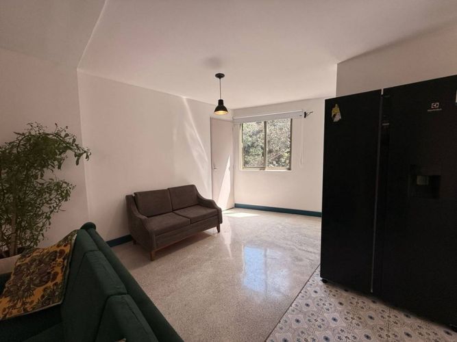 Apartamento de 4 alcobas en arriendo en Bolivariana, Medellín, 100 m² · foto 8 de 24