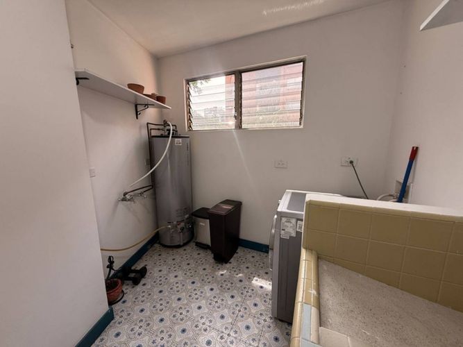 Apartamento de 4 alcobas en arriendo en Bolivariana, Medellín, 100 m² · foto 11 de 24