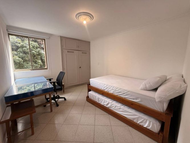 Apartamento de 4 alcobas en arriendo en Bolivariana, Medellín, 100 m² · foto 21 de 24