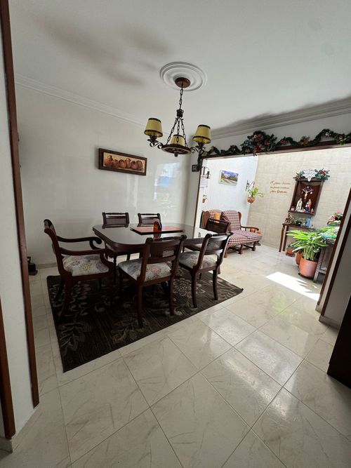 Casa de 4 alcobas en venta en Cañaveral, Floridablanca, 135 m² · foto 7 de 11