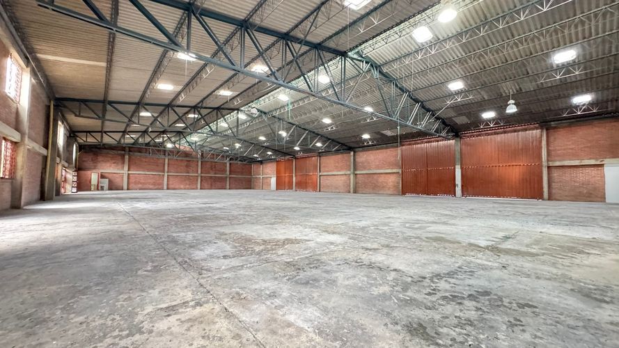Bodega en arriendo en El Carmelo, Candelaria, 1200 m² · foto 2 de 22