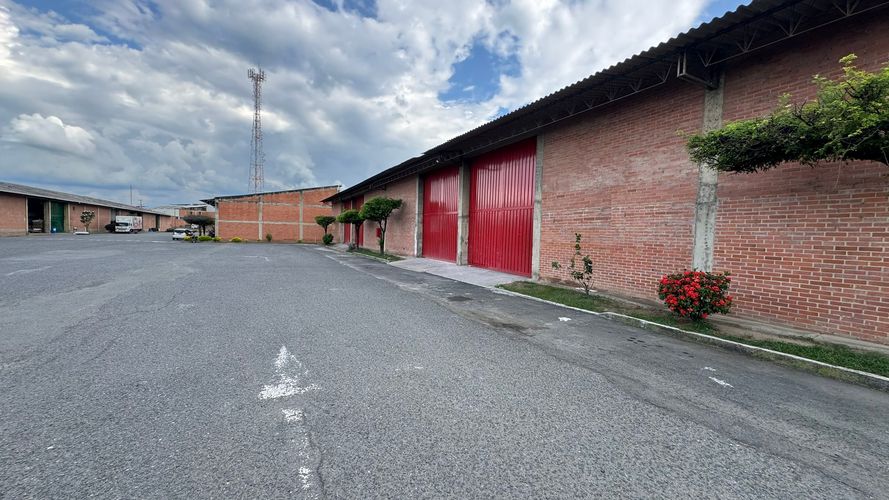 Bodega en arriendo en El Carmelo, Candelaria, 1200 m² · foto 4 de 22
