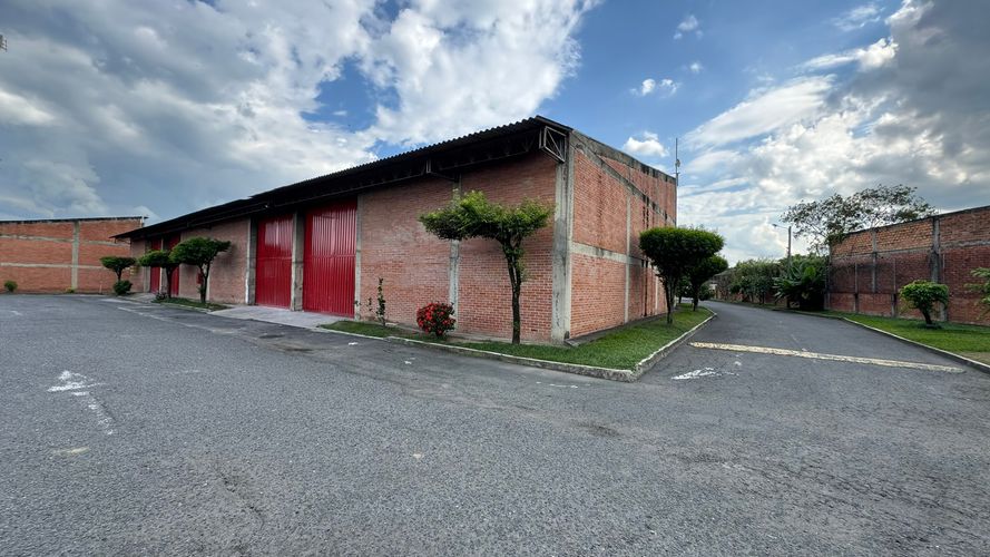 Bodega en arriendo en El Carmelo, Candelaria, 1200 m² · foto 18 de 22