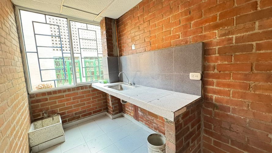 Bodega en arriendo en Juanchito, Candelaria, 300 m² · foto 6 de 14