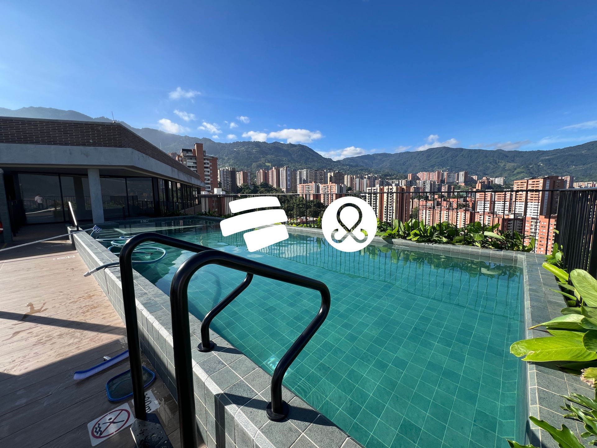 Apartamento en venta en Loma Del Esmeraldal, Envigado · foto 3 de 17