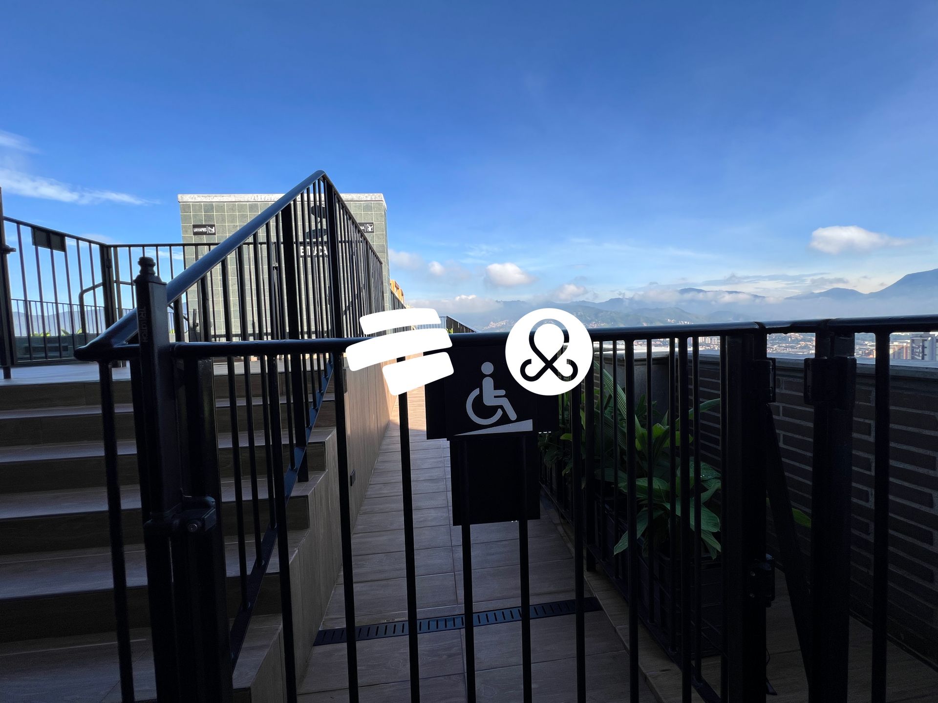 Apartamento en venta en Loma Del Esmeraldal, Envigado · foto 4 de 17