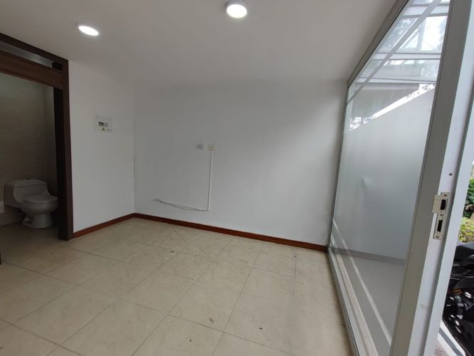 Local en venta en Palermo, Manizales, 11 m² · foto 7 de 9