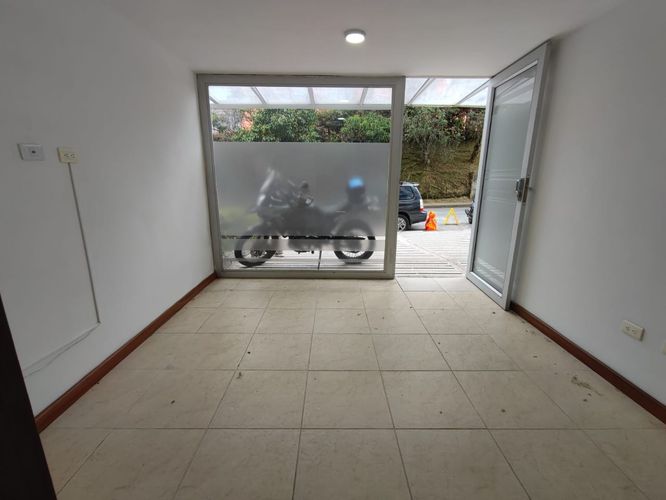 Local en venta en Palermo, Manizales, 11 m² · foto 5 de 9