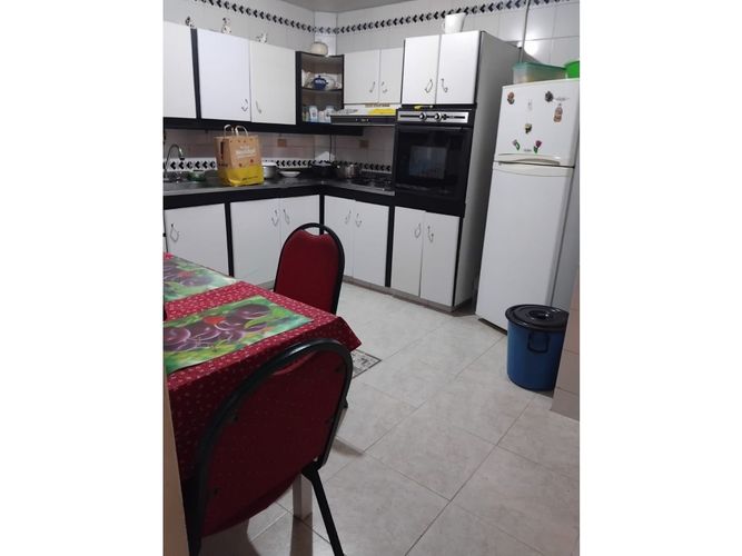 Apartamento de 4 alcobas en venta en Laureles, Medellín, 174 m² · foto 17 de 24