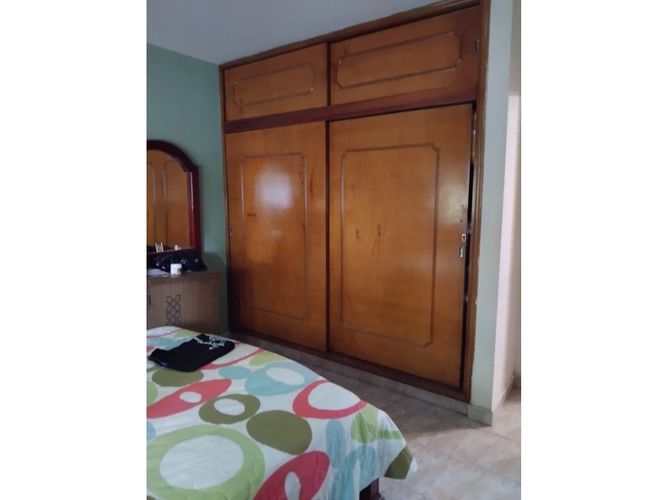 Apartamento de 4 alcobas en venta en Laureles, Medellín, 174 m² · foto 19 de 24