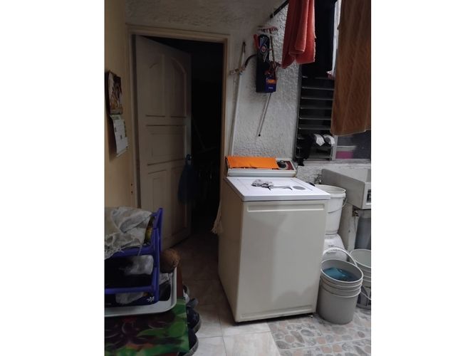 Apartamento de 4 alcobas en venta en Laureles, Medellín, 174 m² · foto 22 de 24