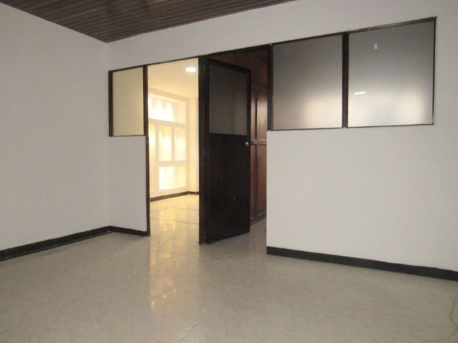 Oficina en arriendo en Centro, Bucaramanga, 43 m² · foto 3 de 9