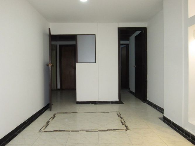 Oficina en arriendo en Centro, Bucaramanga, 43 m² · foto 2 de 9