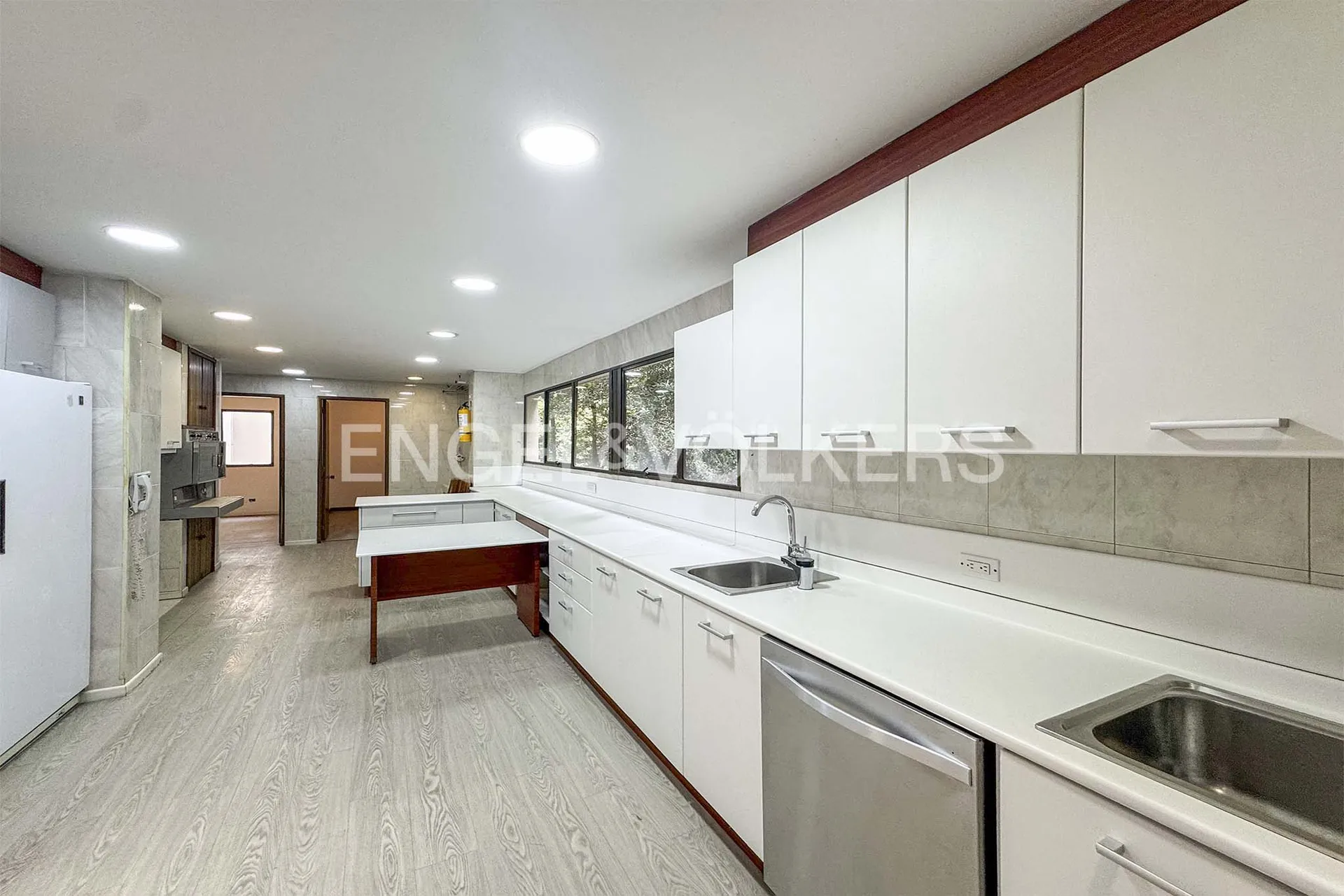 Apartamento en venta en Chico Norte, Bogotá · foto 3 de 16