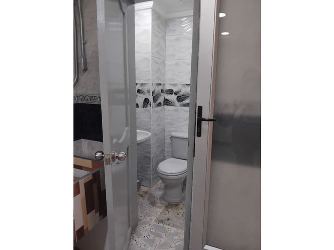 Local en arriendo en Laureles, Medellín, 43 m² · foto 2 de 8