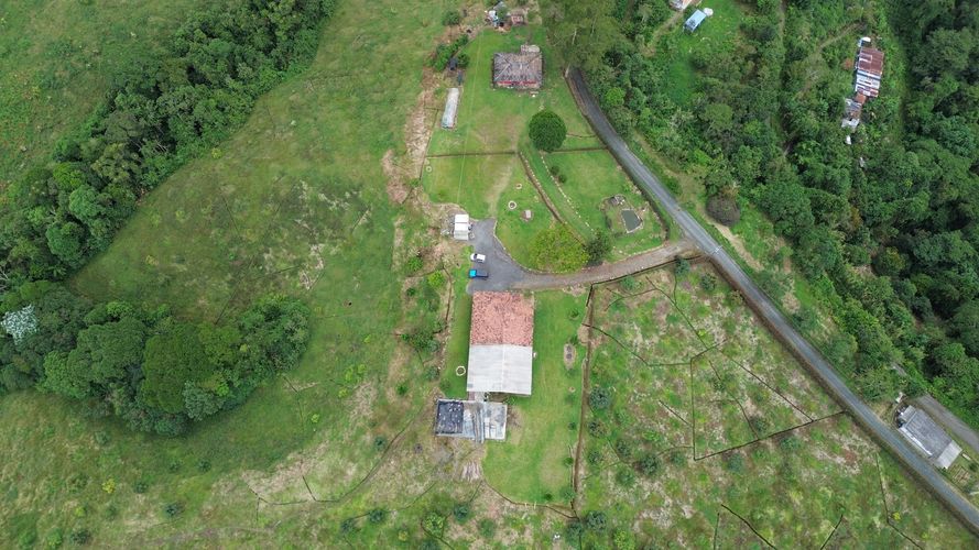 Finca en venta en Tribunas Corcega, Pereira, 300 m² · foto 4 de 24