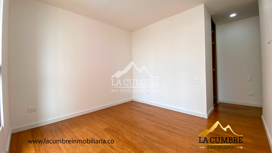 Apartamento en arriendo en Santa Maria De Los Angeles, Medellín, 205 m² · foto 12 de 14