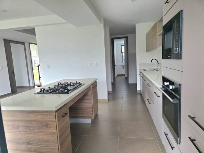 Casa de 4 alcobas en venta en Pance, Cali, 225 m² · foto 8 de 24