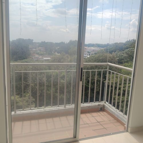 Apartamento de 2 alcobas en venta en Cr. Los Naranjos, Jamundí, 64 m² · foto 9 de 16