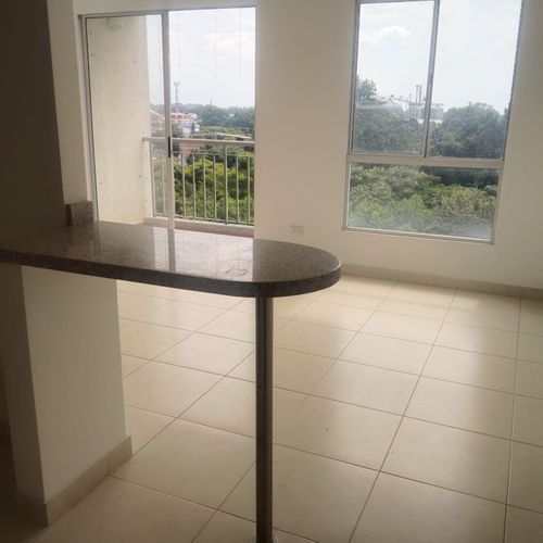 Apartamento de 2 alcobas en venta en Cr. Los Naranjos, Jamundí, 64 m² · foto 12 de 16