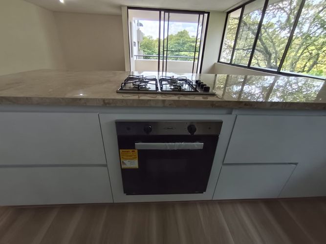 Apartamento de 3 alcobas en venta en Unicentro Cali, Cali, 134 m² · foto 7 de 24