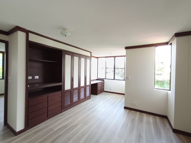 Apartamento de 3 alcobas en venta en Unicentro Cali, Cali, 134 m² · foto 13 de 24