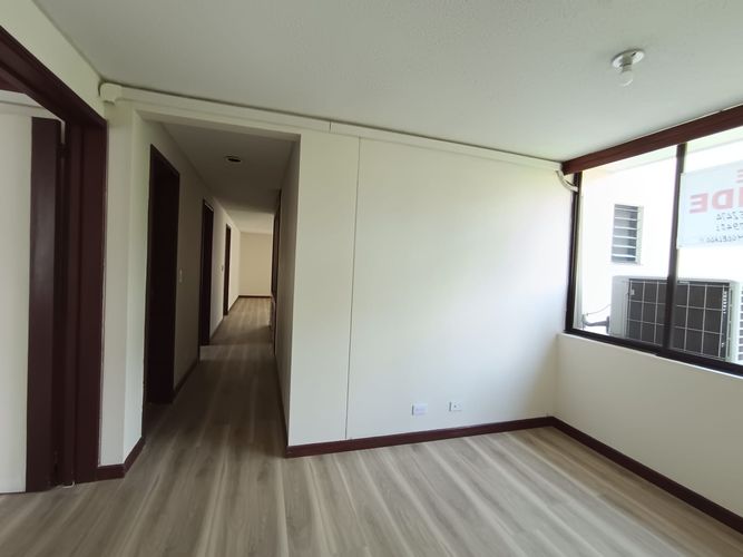 Apartamento de 3 alcobas en venta en Unicentro Cali, Cali, 134 m² · foto 17 de 24