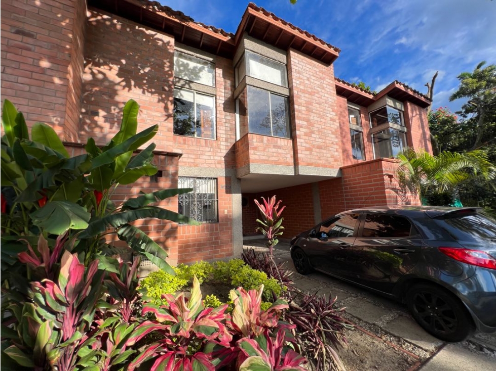 Casa en Venta en Loma del Escobero, Envigado