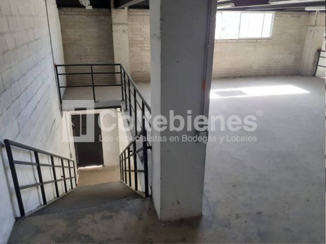 Bodega en arriendo en El Salado, Guarne, 1684 m² · foto 8 de 24
