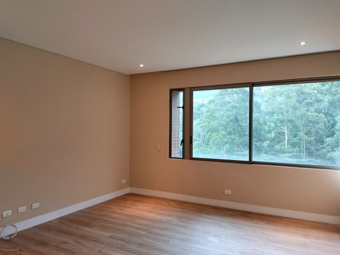 Apartamento de 4 alcobas en arriendo en El Poblado, Medellín, 310 m² · foto 9 de 19