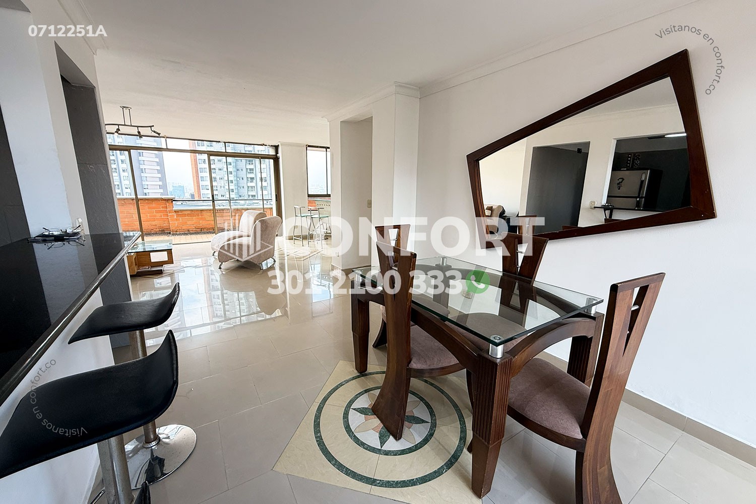 Apartamento en arriendo en Castropol, Medellín · foto 3 de 24